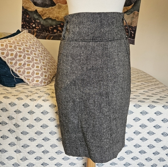Dalia Wool Pencil Skirt Size 4 Gray Herringbone High-Rise Career Classic Lined - Picture 2 of 10